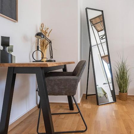 Center Dream Apartment - Netflix Krefeld Eksteriør bilde